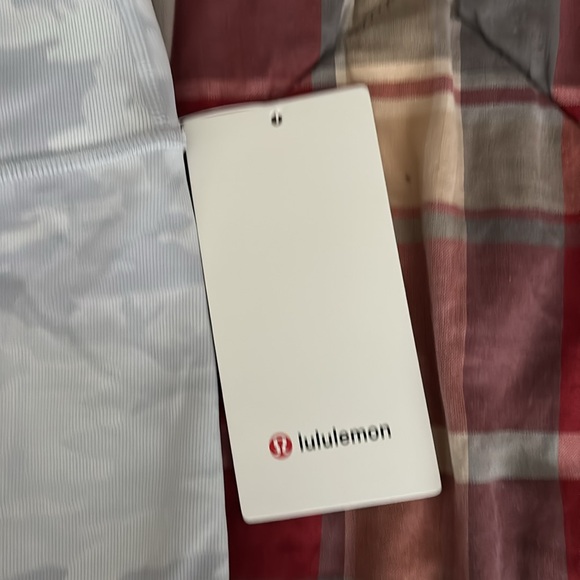 Lululemon shorts - Picture 2 of 6